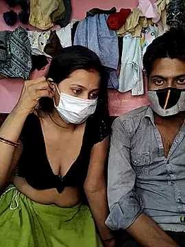 Snapshot of riyagupta5 chatting on 11.16.25 riyagupta5 online show from 11.16.25