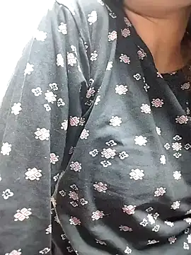 Snapshot of shalini_fire chatting on 01.11.25 shalini fire online show from 01.11.25