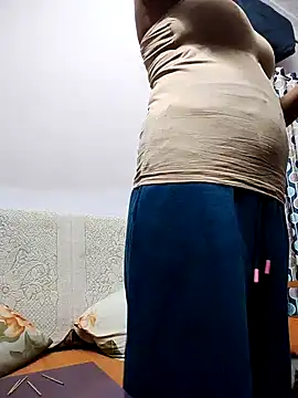 Snapshot of shalini_fire chatting on 01.12.25 shalini fire online show from 01.12.25