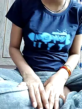 Snapshot of shalini_fire chatting on 02.27.25 shalini fire online show from 02.27.25