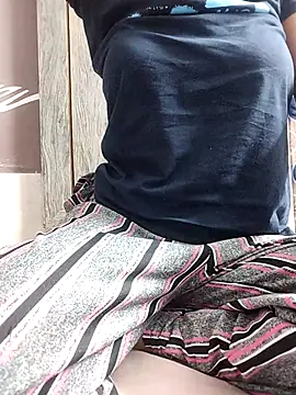 Snapshot of shalini_fire chatting on 10.09.25 shalini fire online show from 10.09.25