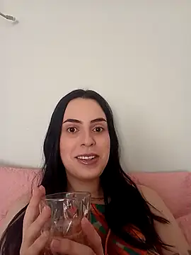 Snapshot of Morguisssz chatting on 09.25.25 Morguisssz online show from 09.25.25