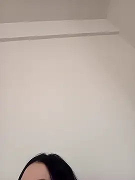 Snapshot of Morguisssz chatting on 10.09.25 Morguisssz online show from 10.09.25