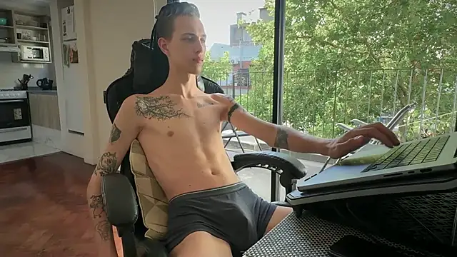 Den BlueXx online show from 02.17.26