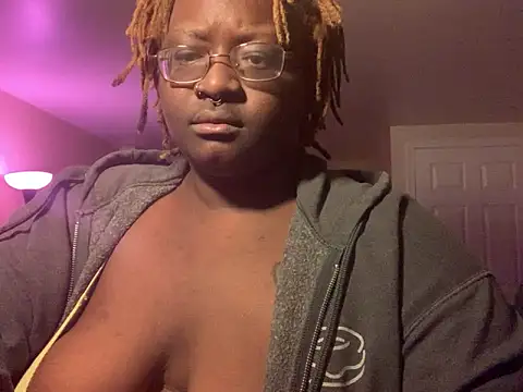 BigKittyRaven online show from 01.07.25
