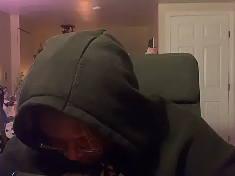 BigKittyRaven online show from 01.23.25