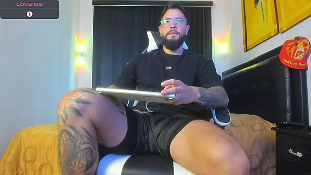 connor santtos online show from 09.09.25