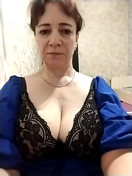 Snapshot of Lorrain_Dorrie chatting on 02.12.25 Lorrain Dorrie online show from 02.12.25