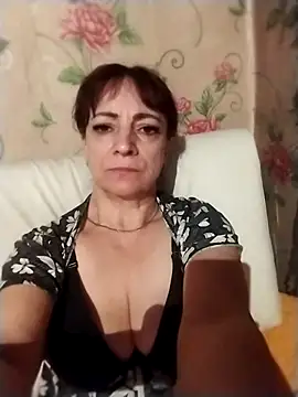 Snapshot of Lorrain_Dorrie chatting on 02.26.25 Lorrain Dorrie online show from 02.26.25