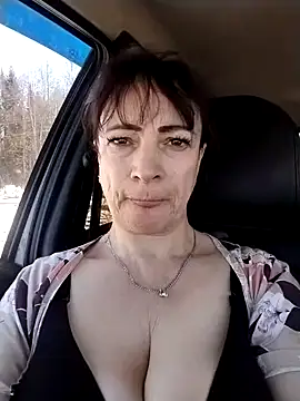 Snapshot of Lorrain_Dorrie chatting on 03.23.25 Lorrain Dorrie online show from 03.23.25