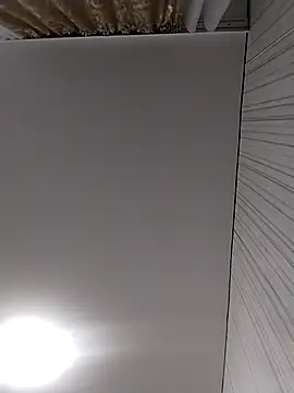 Snapshot of Lorrain_Dorrie chatting on 11.26.25 Lorrain Dorrie online show from 11.26.25