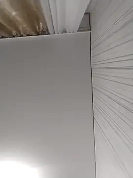 Snapshot of Lorrain_Dorrie chatting on 12.05.25 Lorrain Dorrie online show from 12.05.25