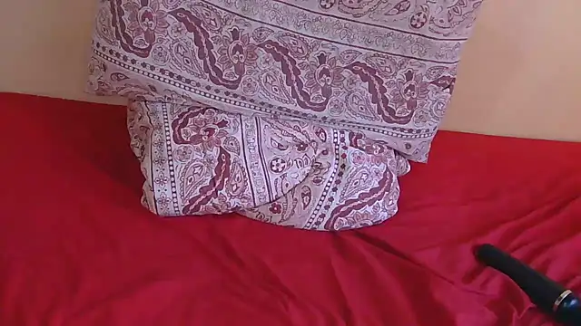 Snapshot of SexyEbonyPlaygirl chatting on 12.15.25 SexyEbonyPlaygirl online show from 12.15.25