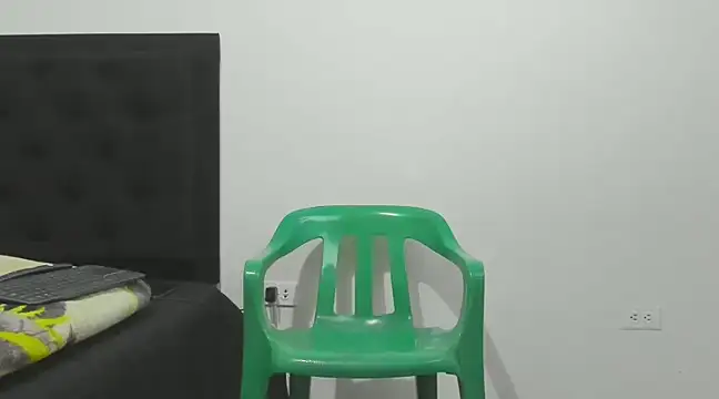 Snapshot of latin_bbc chatting on 01.11.25 latin bbc online show from 01.11.25