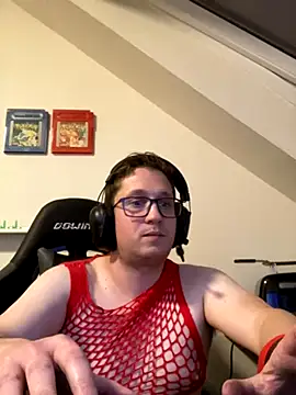 Snapshot of Stiiier1992 chatting on 10.30.25 Stiiier1992 online show from 10.30.25