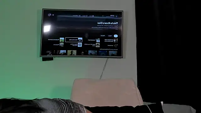 AnabelWolf online show from 02.21.25