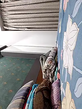 Snapshot of samee00721 chatting on 01.14.25 samee00721 online show from 01.14.25