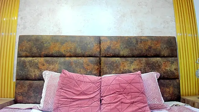 ElizabethWeil online show from 03.19.25