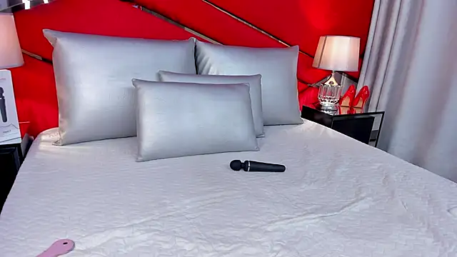 AdeleGray online show from 02.14.25