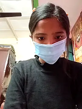 Snapshot of BabySlimmy10 chatting on 12.08.24 BabySlimmy10 online show from 12.08.24