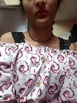 Snapshot of BabySlimmy10 chatting on 02.08.25 BabySlimmy10 online show from 02.08.25