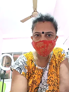 Snapshot of Cute-manisha chatting on 02.12.25 Cute-manisha online show from 02.12.25