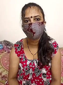 Snapshot of Cute-manisha chatting on 06.13.26 Cute-manisha online show from 06.13.26