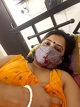 Snapshot of Cute-manisha chatting on 07.18.26 Cute-manisha online show from 07.18.26
