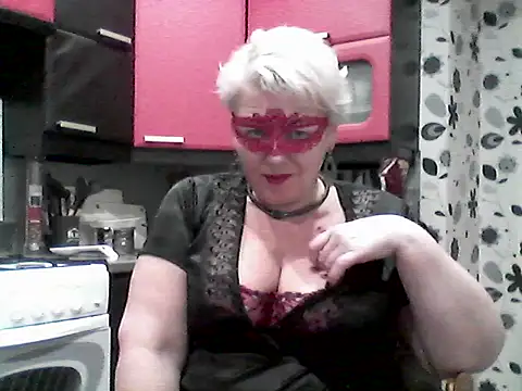 Lisa Suzie online show from 03.11.26