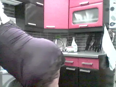 Lisa Suzie online show from 04.18.26