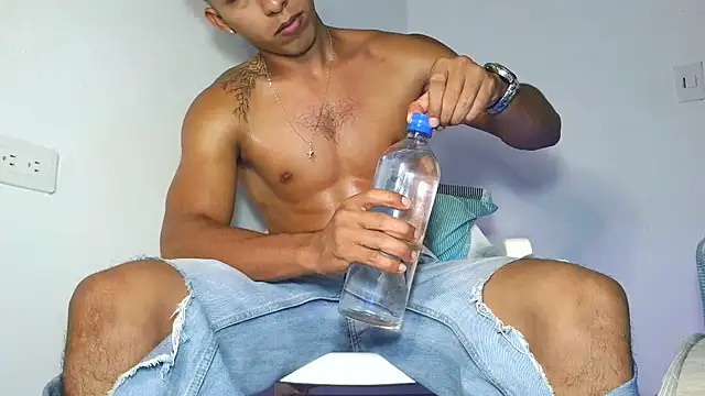 maximo vega newv online show from 02.06.26