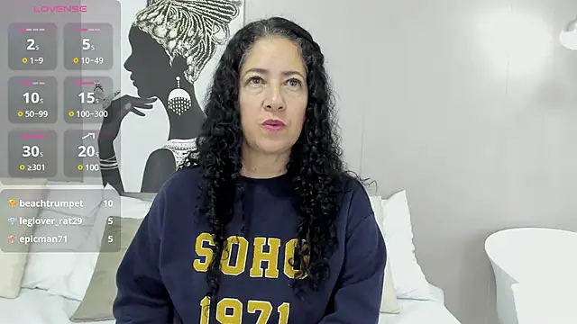 Adelesmithh online show from 02.04.25