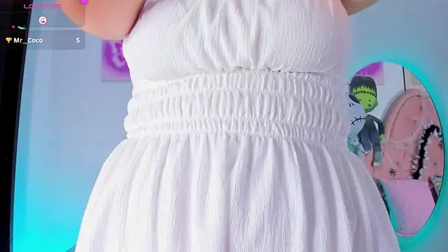 amandalee01 online show from 10.24.25