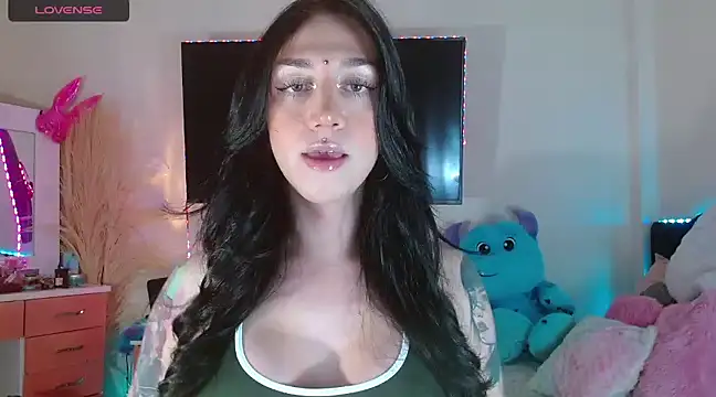 Snapshot of karla_zambrano chatting on 12.14.24 karla zambrano online show from 12.14.24