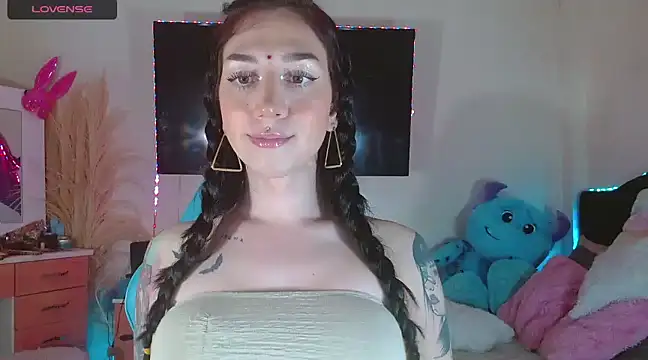 Snapshot of karla_zambrano chatting on 12.27.24 karla zambrano online show from 12.27.24