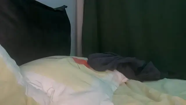 Snapshot of cottonmouth933 chatting on 11.04.25 cottonmouth933 online show from 11.04.25