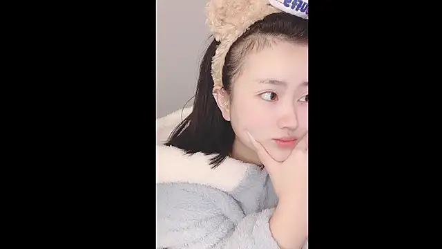 Snapshot of ffccvjsexx chatting on 12.15.24 ffccvjsexx online show from 12.15.24