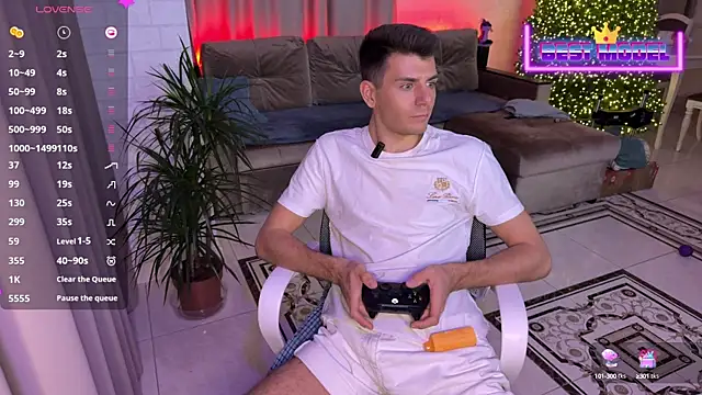 Walt Enjoy online show from 02.10.25