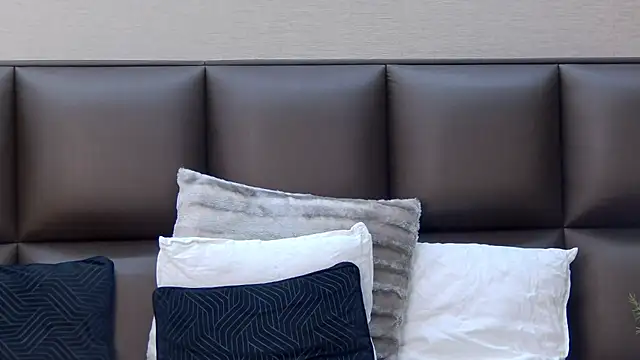 FoxyJoy online show from 06.25.26