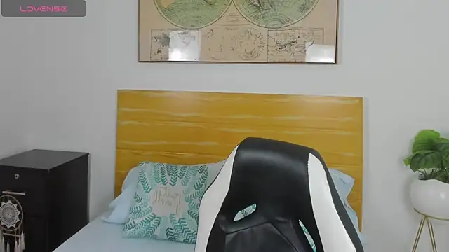 yaya23x online show from 03.01.25