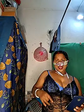 Snapshot of Real_Desi_Couple chatting on 06.07.26 Real Desi Couple online show from 06.07.26
