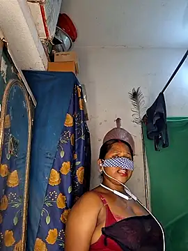 Snapshot of Real_Desi_Couple chatting on 06.08.26 Real Desi Couple online show from 06.08.26