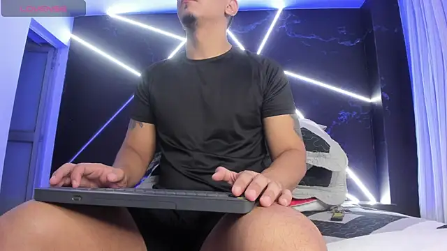 JoshMillerr  online show from 09.15.25