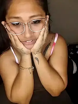 Snapshot of ineliveca chatting on 01.08.25 ineliveca online show from 01.08.25