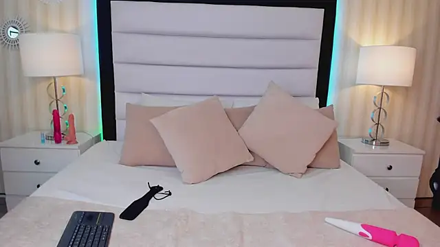 GenessisLee online show from 12.12.24