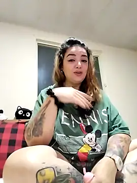 poisson ivy online show from 10.06.25