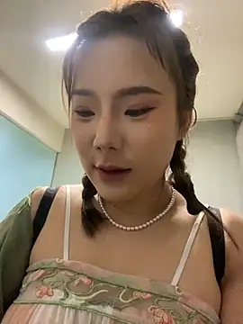 Snapshot of ChuChu1991 chatting on 01.03.25 ChuChu1991 online show from 01.03.25