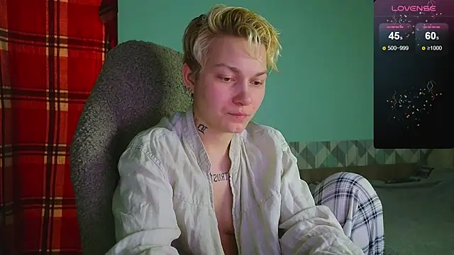 esajukyy online show from 12.19.24