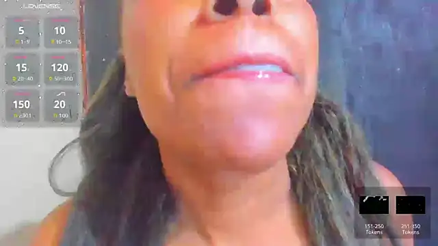 KamariaFyre online show from 11.25.25