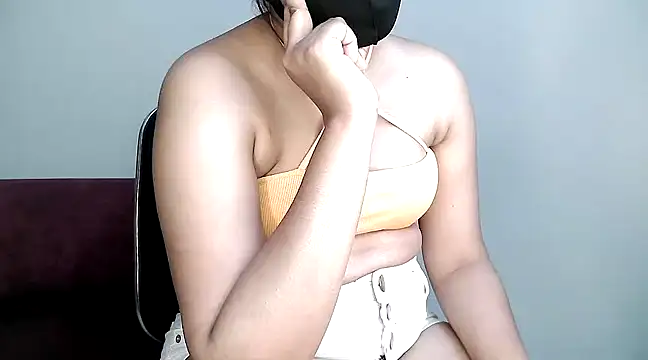 Olivia3 online show from 03.19.25